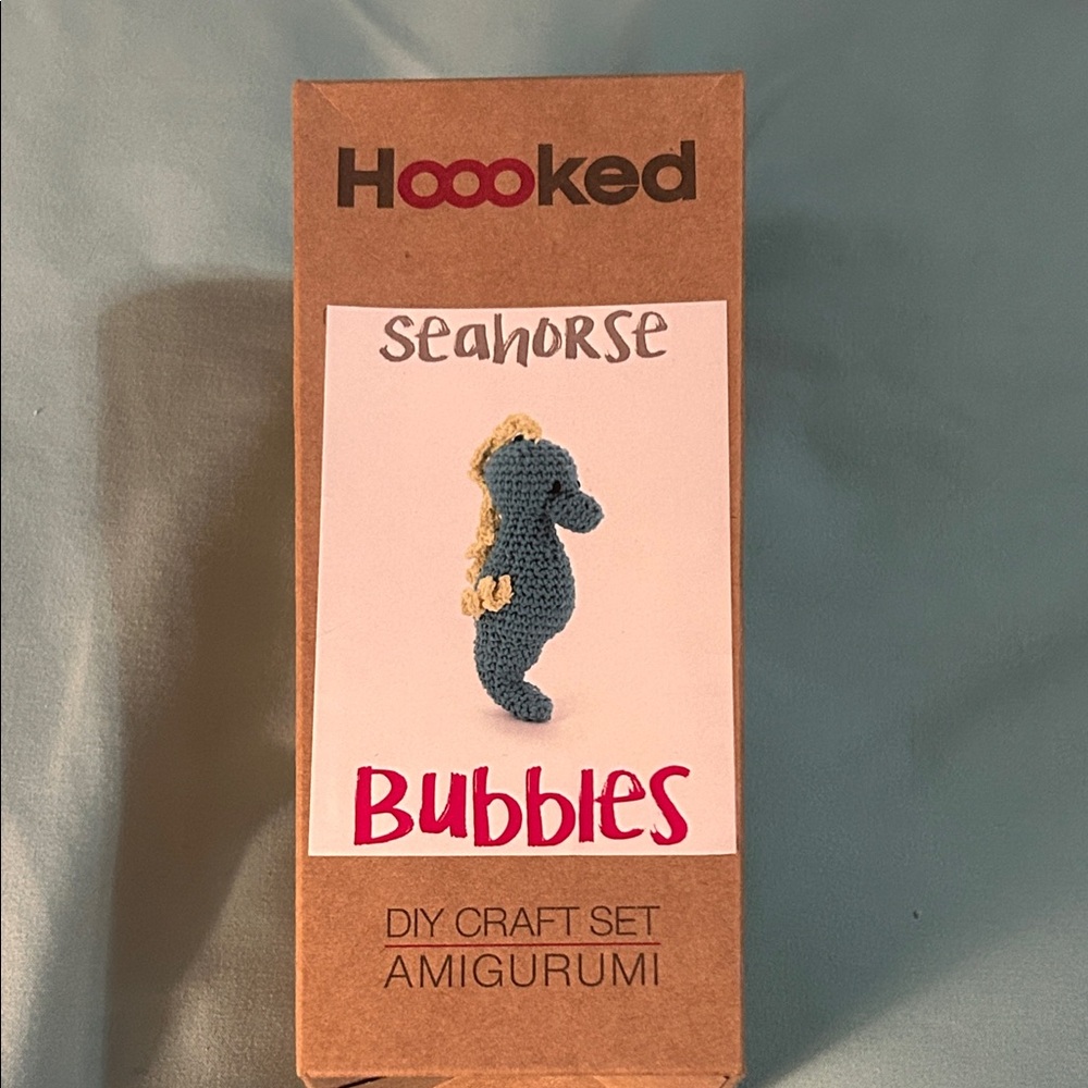 Hoooked Seahorse Amigurami DIY Crochet Set